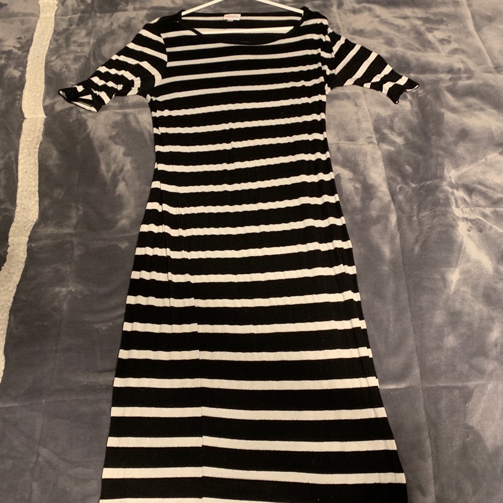 Medium Julia Lularoe